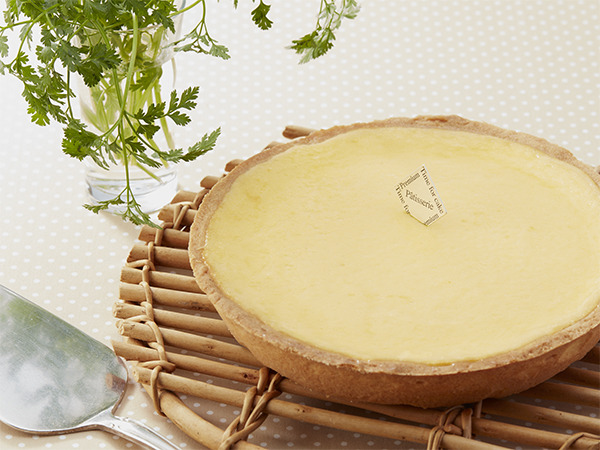 【カマンベールチーズケーキ】1,800円(税込1,944円)