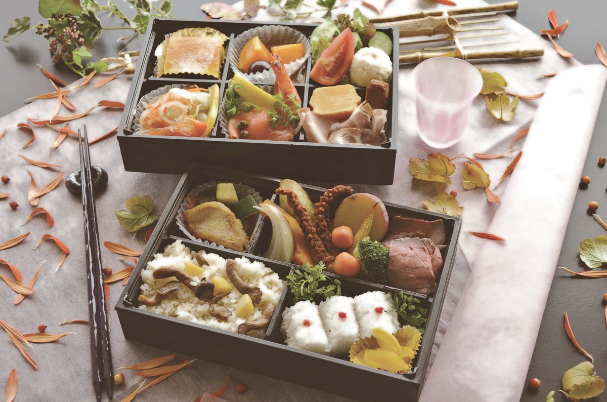 季節の素材弁当(二段)<br />2,500円(税別)