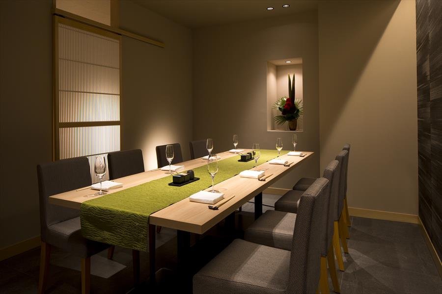 【平日限定】個室で卒業・卒園お祝いプラン 乾杯用スパークリングワインプレゼント!4名様以上でホールケーキプレゼント